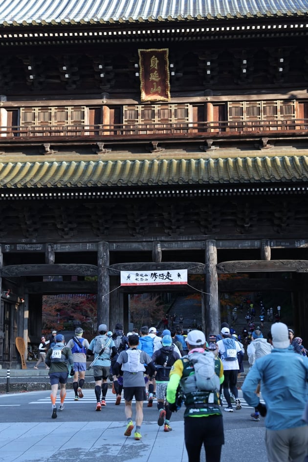 Photo of 身延山・七面山 修行走 MONK’S RUN - 1 / 15