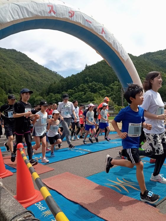 Photo of たたらぎダム湖マラソン大会 - 5 / 6